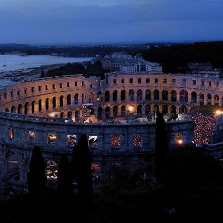 City Center Studio 4 Two Pula Buitenkant foto